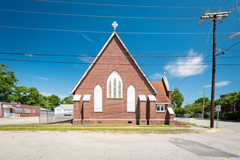 1816 Success St, North Charleston, SC 29405