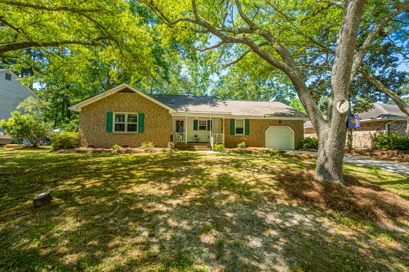 2327 Vanderbilt Dr, Charleston, SC 29414