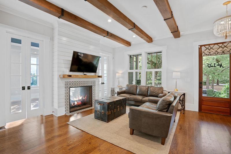 125 Moultrie St, Charleston, SC 29403