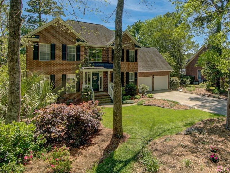 203 Kenilworth Rd, Summerville, SC 29485
