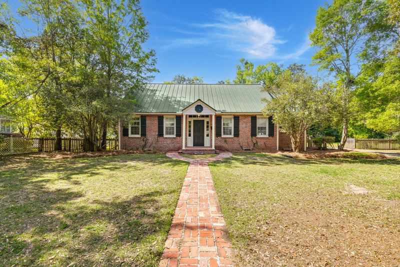 121 Church St, Moncks Corner, SC 29461