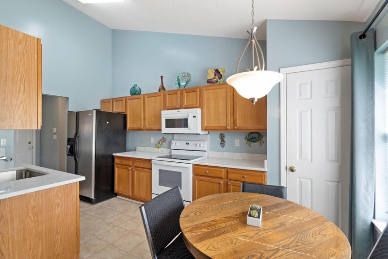 152 Penzance Blvd, Goose Creek, SC 29445