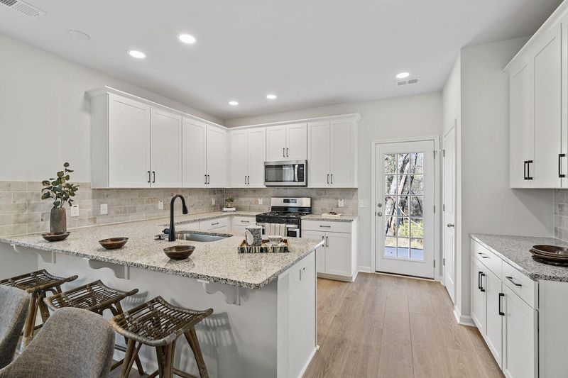 127 Mcclellan Way, Summerville, SC 29483