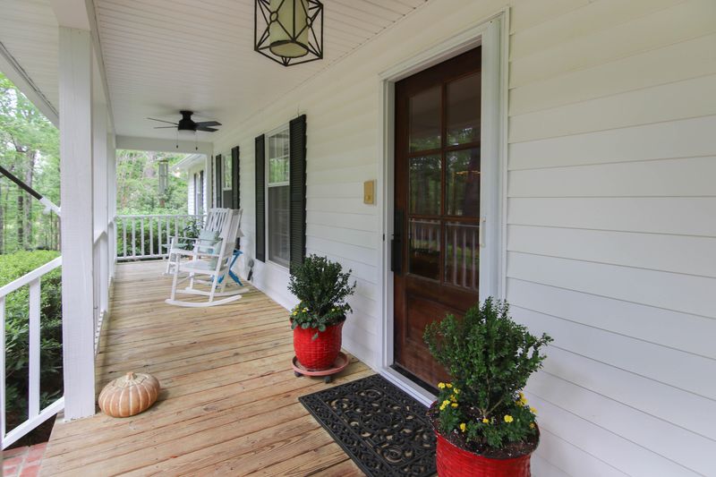 206 Hitching Post Ln, Summerville, SC 29483