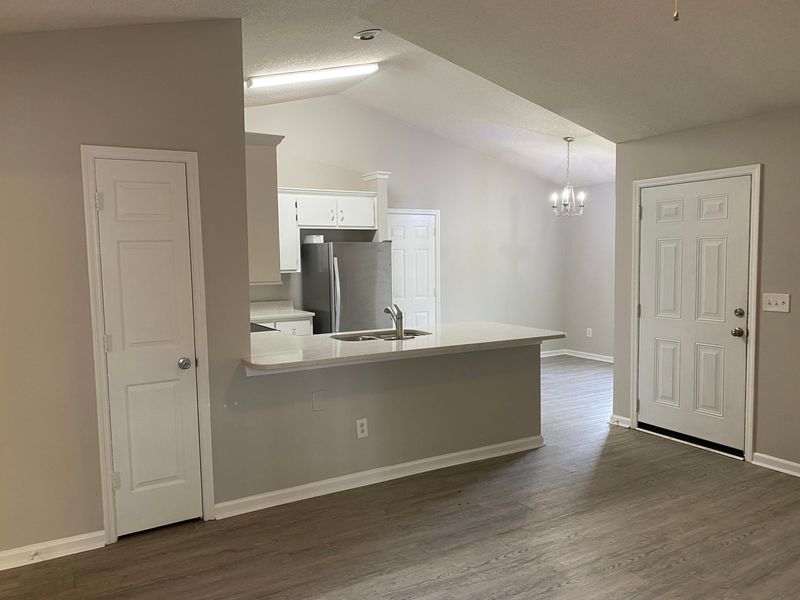 206 Oxford Way, Summerville, SC 29486