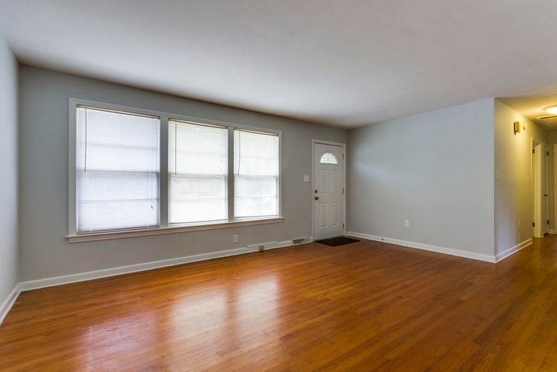 2628 Ridgewood Ave, Charleston, SC 29414