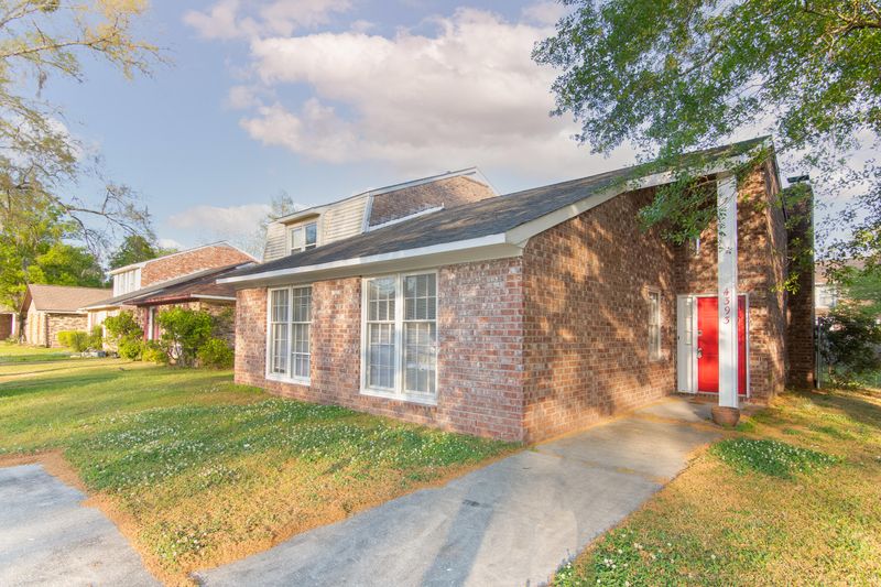 4393 Melanie Ct, North Charleston, SC 29418