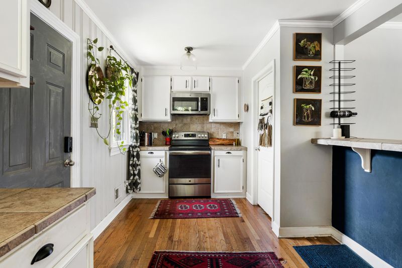 1317 Old Towne Rd, Charleston, SC 29407