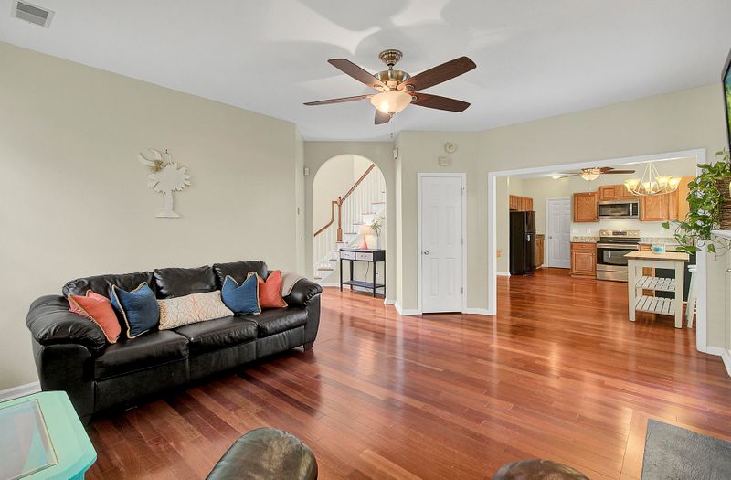 335 Old South Way, Mount Pleasant, SC 29464