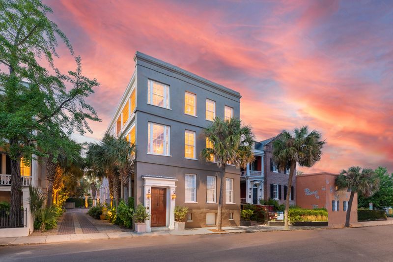 34 Society St #A, Charleston, SC 29401