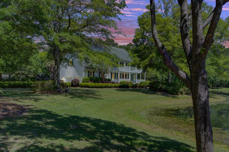 1217 Oceanview Rd, Charleston, SC 29412