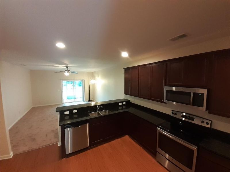 7880 Skillmaster Ct #15-C, North Charleston, SC 29418