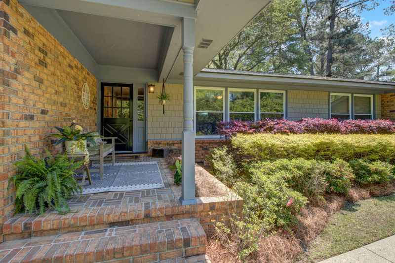 705 Simmons Ave, Summerville, SC 29483