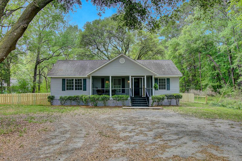 548 Main Rd, Johns Island, SC 29455