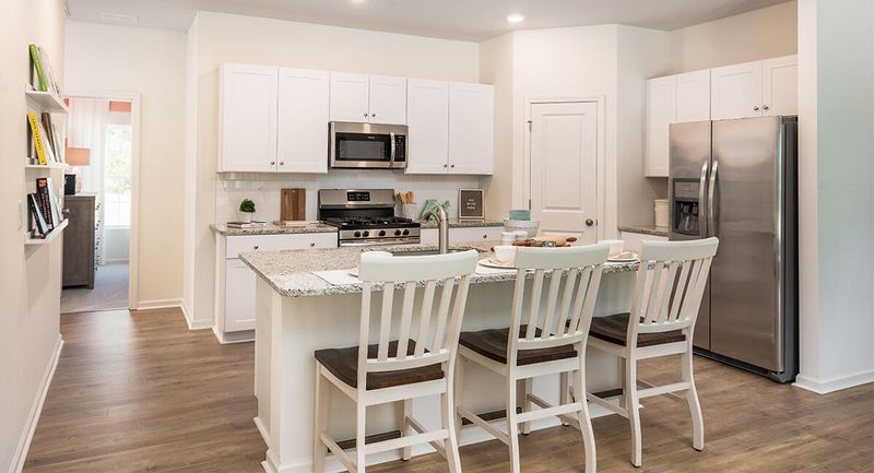 142 Lucky Day Dr, Summerville, SC 29486