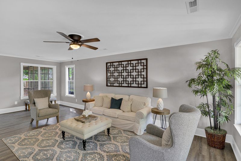 1305 Balcome Rd, Mount Pleasant, SC 29466