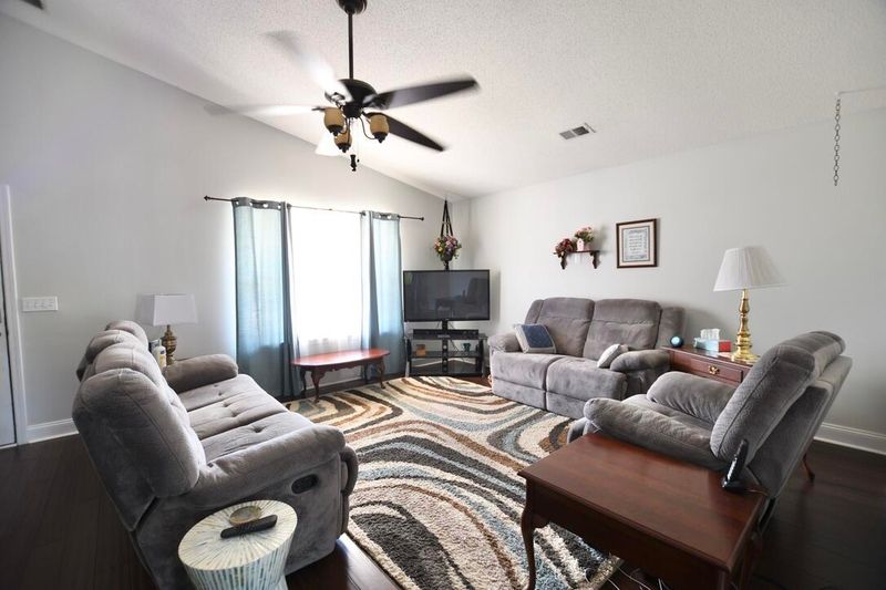 3546 Galaxy Rd, Ladson, SC 29456