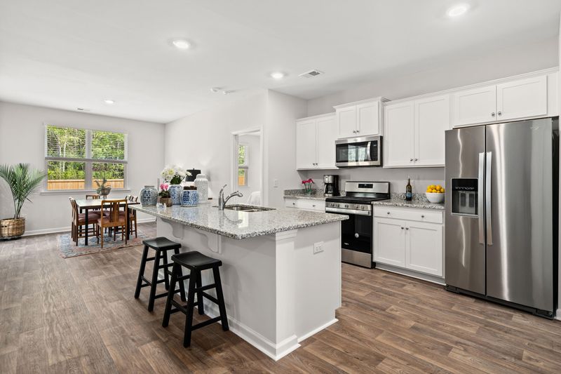 337 Willow Pointe Cir, Summerville, SC 29486