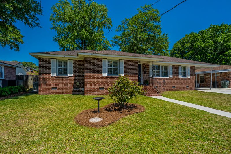 6024 Ridgecrest Ave, Hanahan, SC 29410