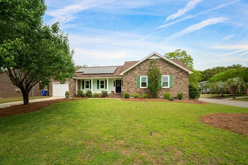 1112 Ocean Breeze Ct, Mount Pleasant, SC 29464
