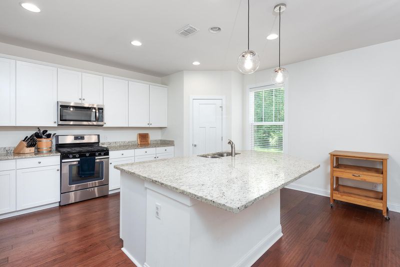 1265 Pearwood Ct, Mount Pleasant, SC 29466