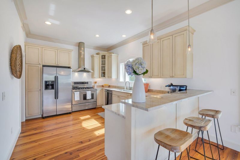 1 Old Summer House Rd, Charleston, SC 29412