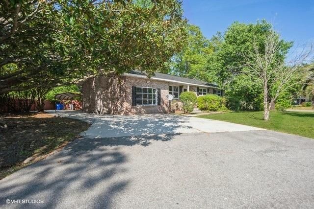 5300 Eva St, North Charleston, SC 29418