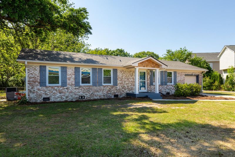 1039 Quail Dr, Charleston, SC 29412