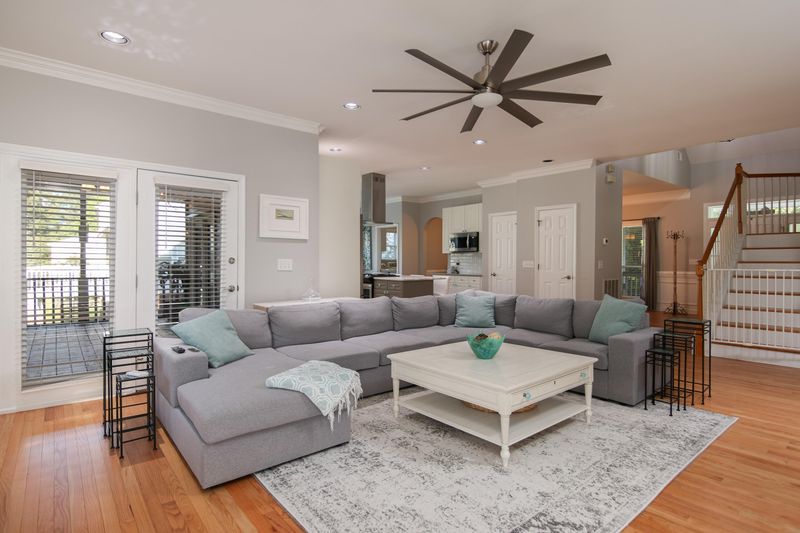 2839 Tradewind Dr, Mount Pleasant, SC 29466