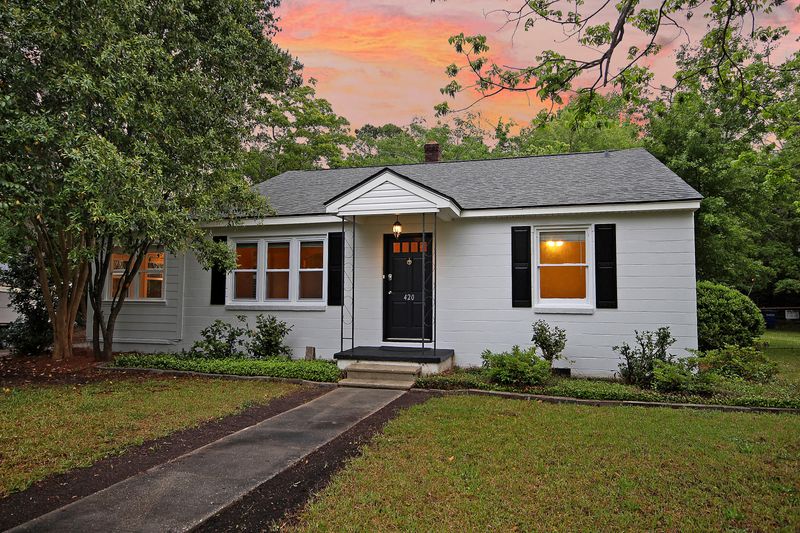 420 Stinson Dr, Charleston, SC 29407