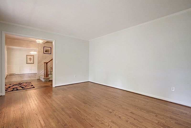 100 Windsor Ct, Summerville, SC 29485
