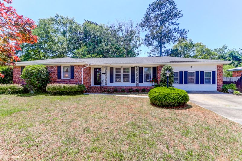 6003 Wedgewood Dr, Hanahan, SC 29410