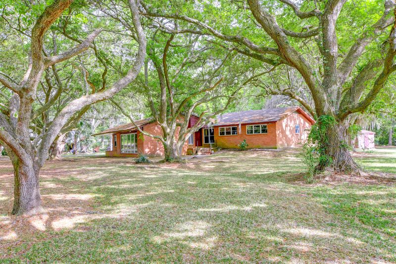 2549 Hara Ln, Charleston, SC 29414