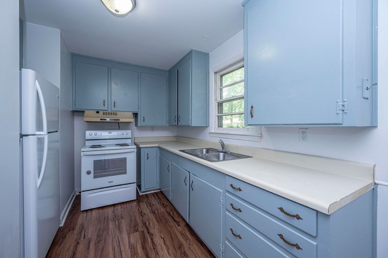 2634 Leeds Ave, North Charleston, SC 29405