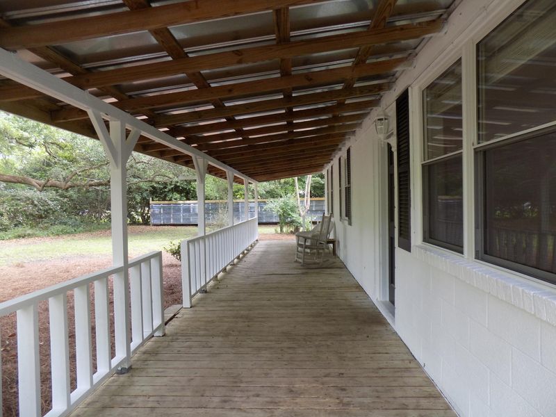 6031 Hyde Park Rd, Ravenel, SC 29470