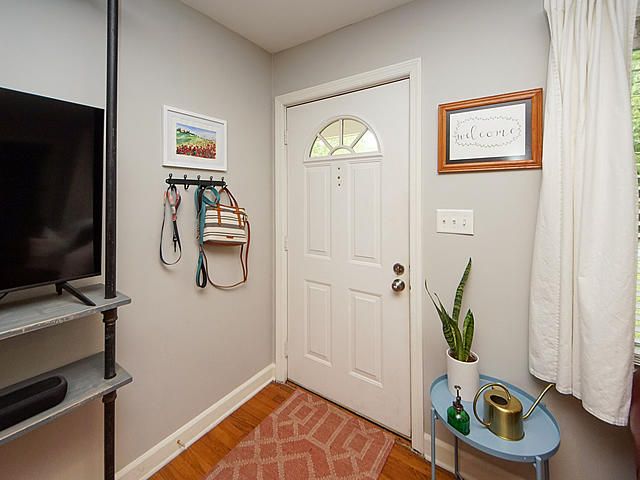 215 Culver Ave, Charleston, SC 29407