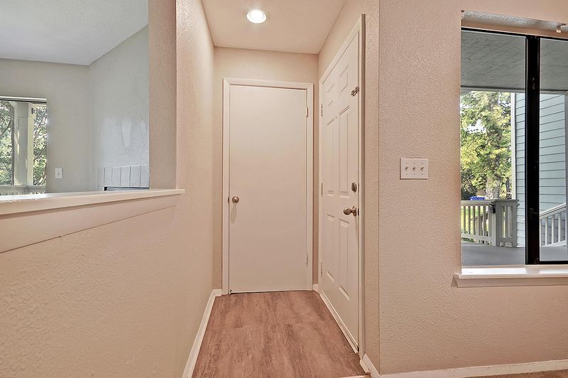1481 Center St #702, Mount Pleasant, SC 29464
