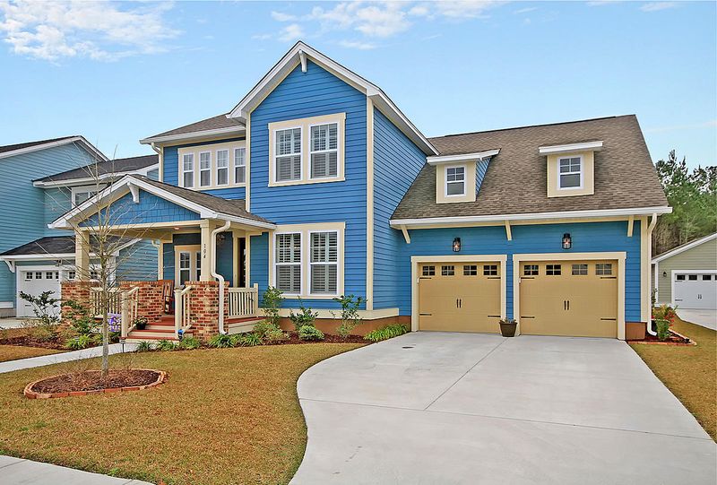 104 Bloomfield St, Summerville, SC 29486