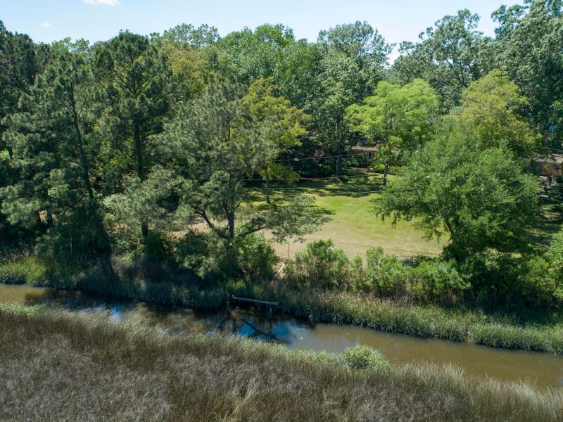 1549 S S Pinebark Ln, Charleston, SC 29407