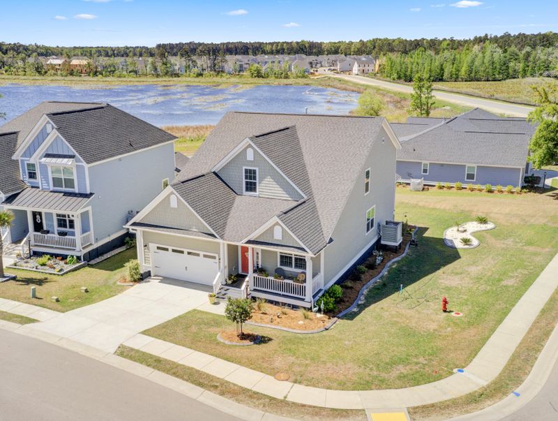 547 Pendleton Dr, Moncks Corner, SC 29461