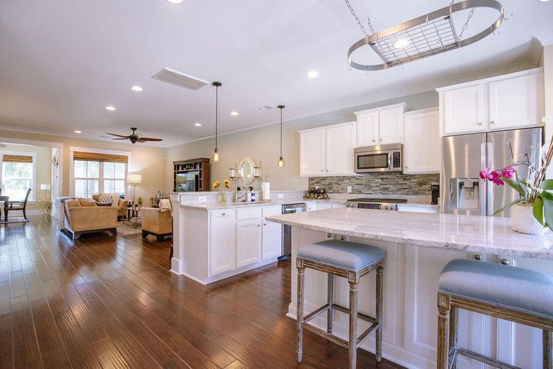 1882 Carolina Towne Ct, Mount Pleasant, SC 29464