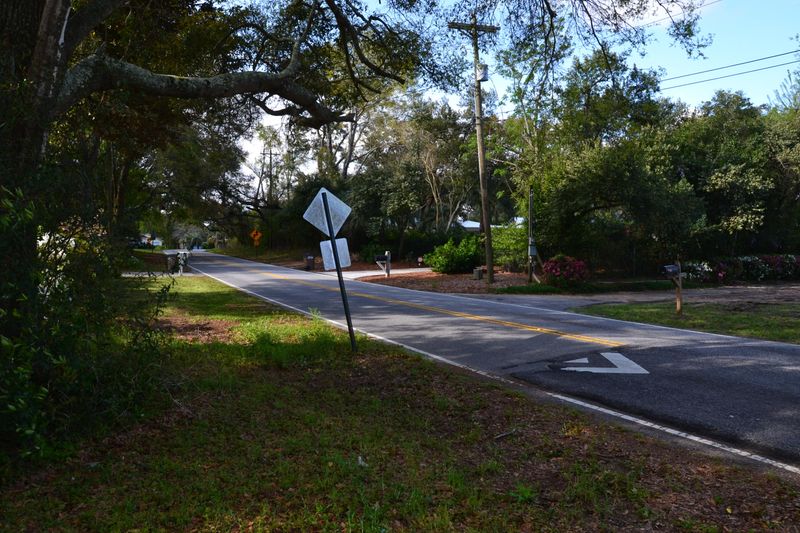 710 N Shore Dr, Charleston, SC 29412