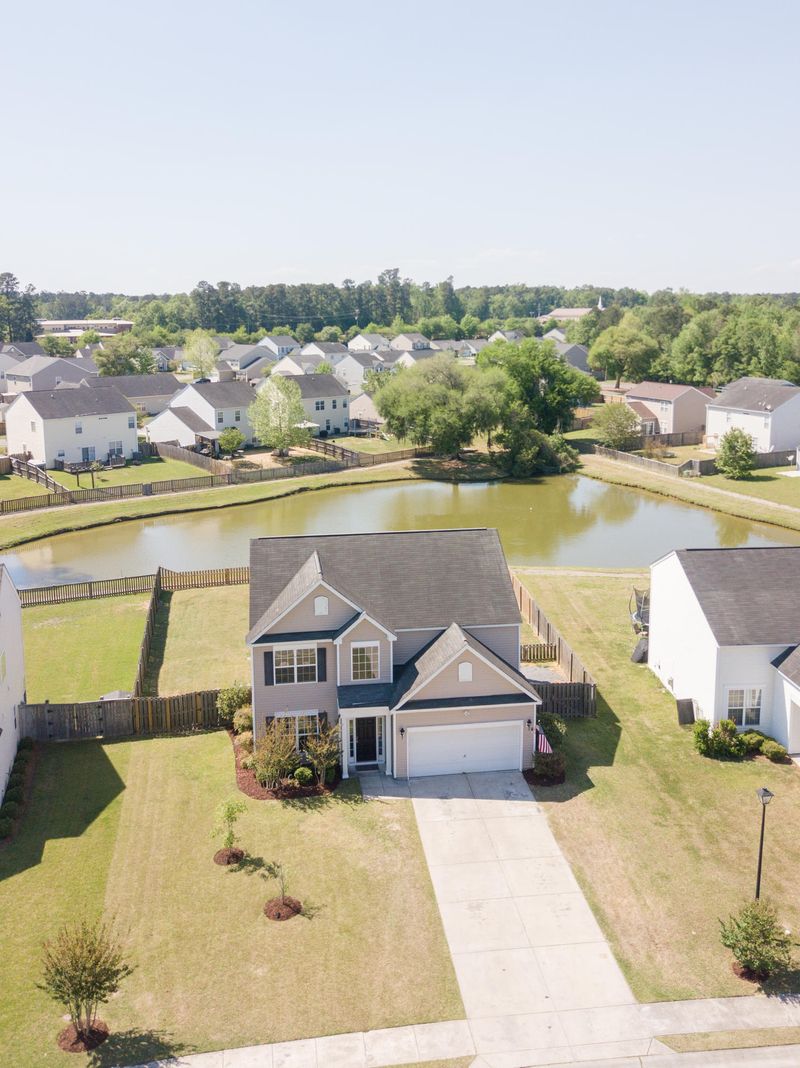 580 English Oak Cir, Moncks Corner, SC 29461