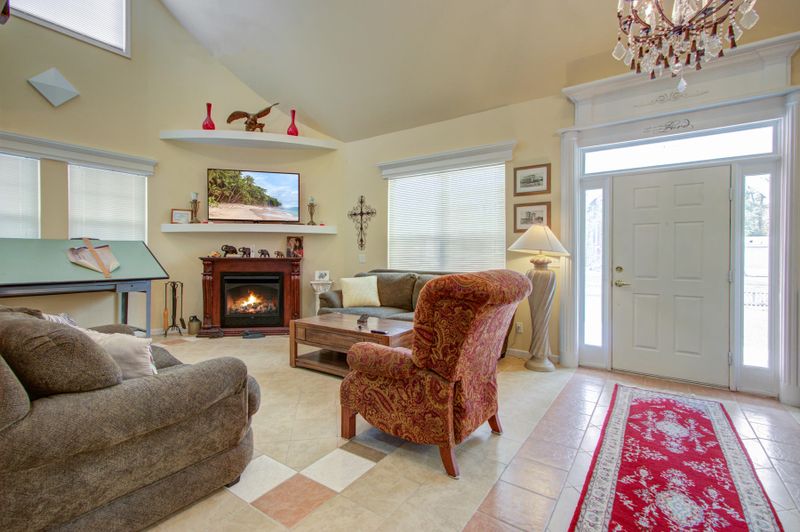 141 Benjamin Dr, Moncks Corner, SC 29461