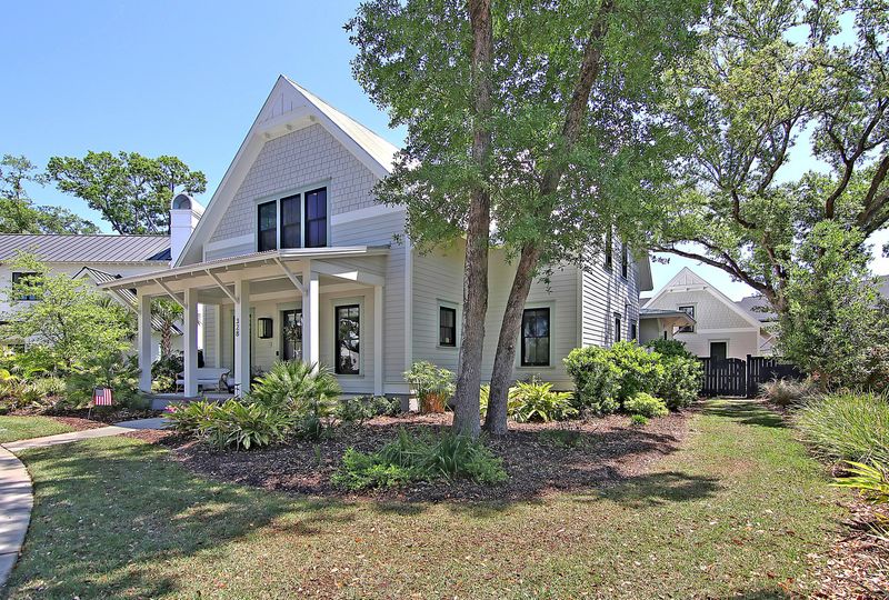 328 Chimney Back St, Daniel Island, SC 29492