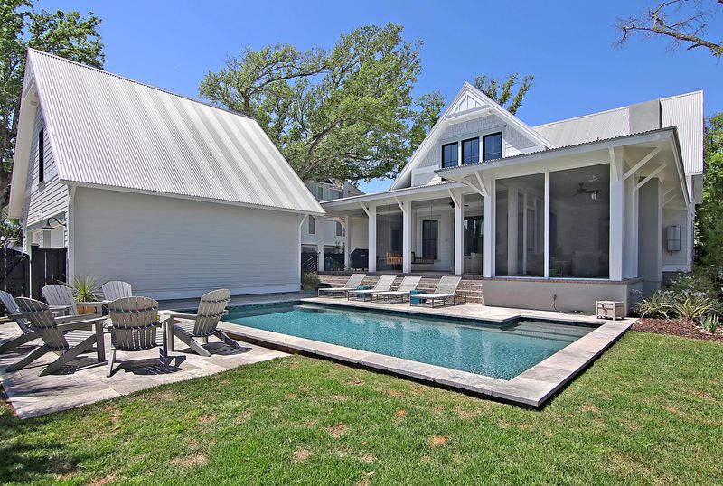328 Chimney Back St, Daniel Island, SC 29492