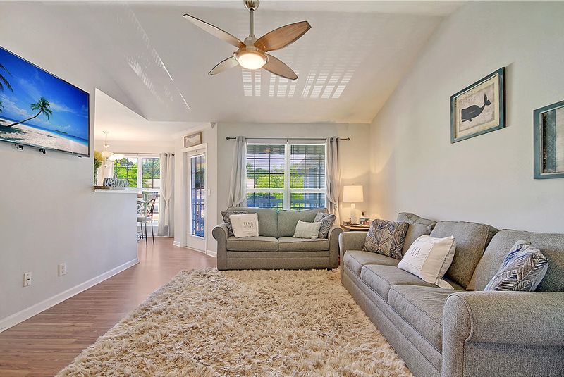 700 Daniel Ellis Dr #9303, Charleston, SC 29412