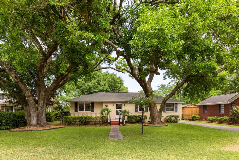 728 N Godfrey Park Pl, Charleston, SC 29407