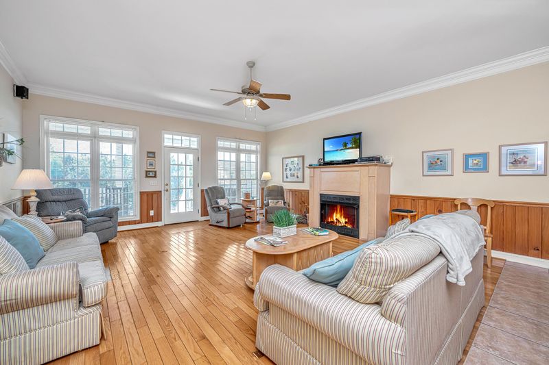 3007 Palmetto Blvd, Edisto Beach, SC 29438