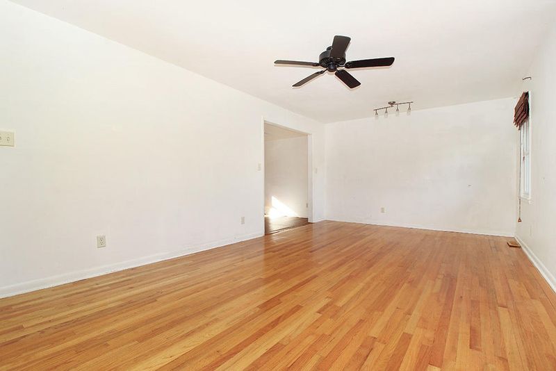 101 Monroe Rd, Ladson, SC 29456